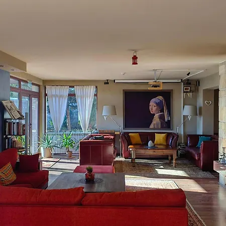 Famil - Adults Only Μπάνσκο