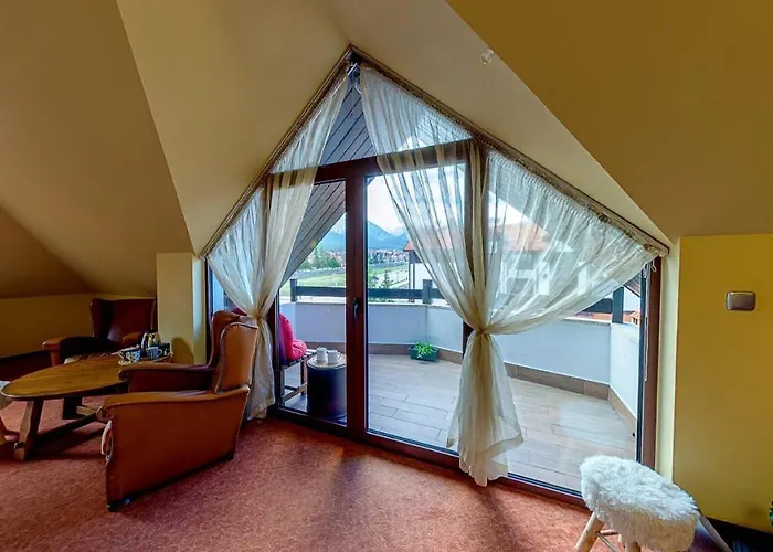 Famil - Adults Only 3*