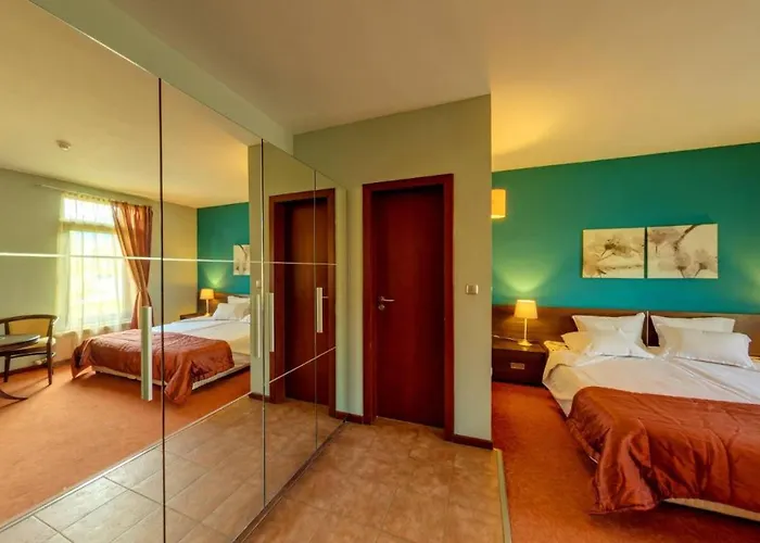 Famil - Adults Only 호텔 반스코